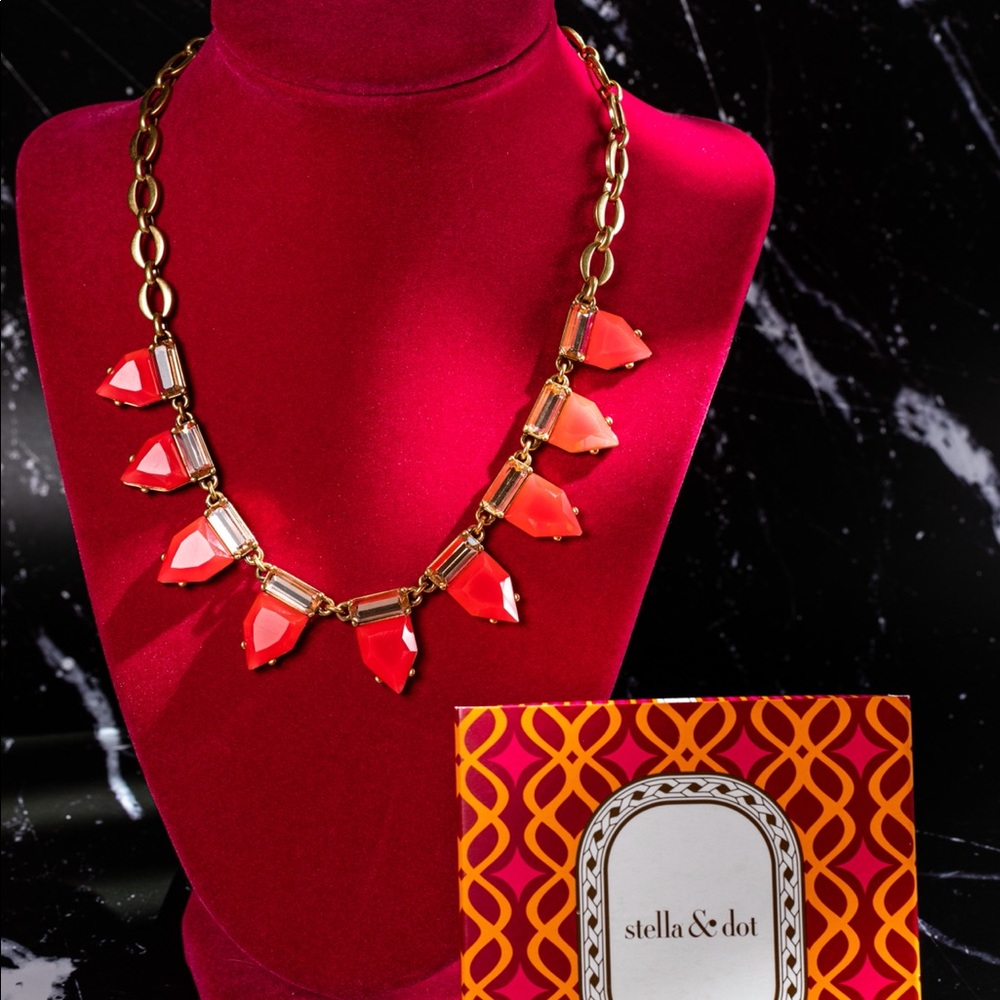 Stella & Dot Eye Candy Necklace